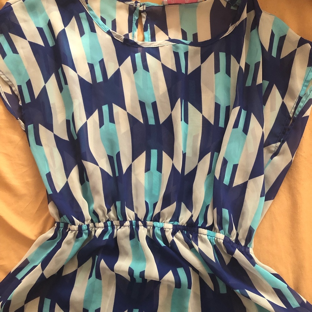 Pattern blouse